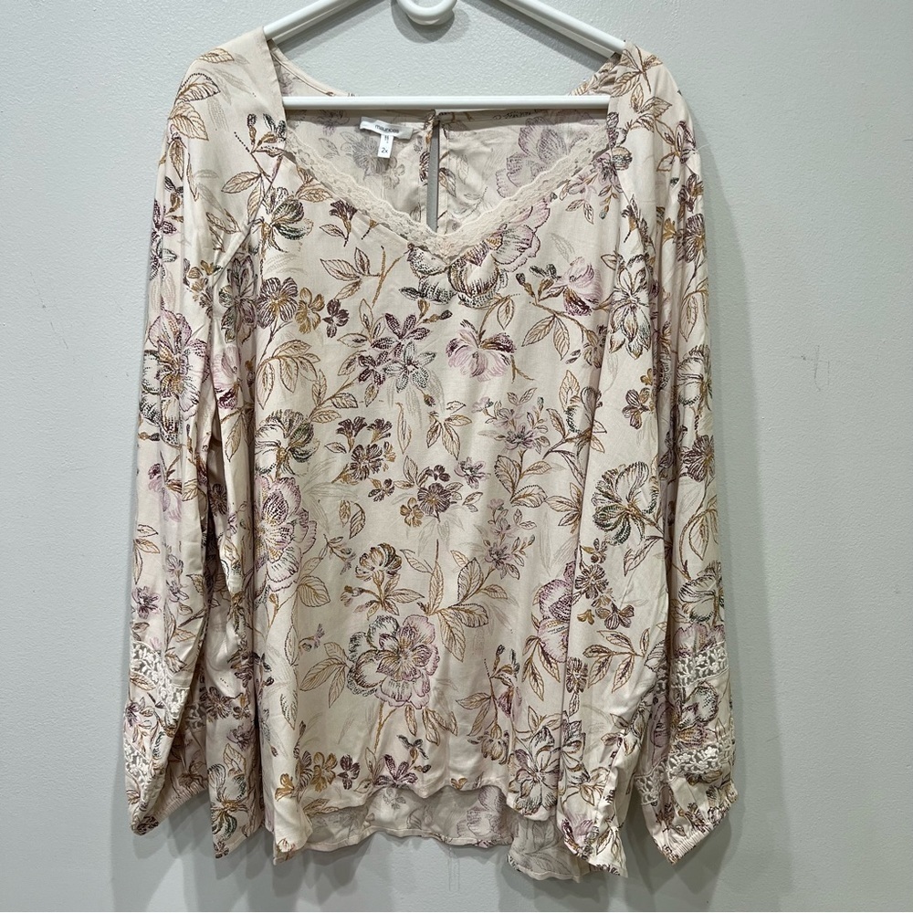 Maurices Floral Top Women’s Size 2X NEW